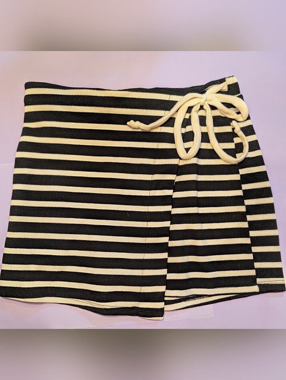 Kirious Knit Skort Women's Medium Pull In Elastic Waist Side Tie I Er Shorts